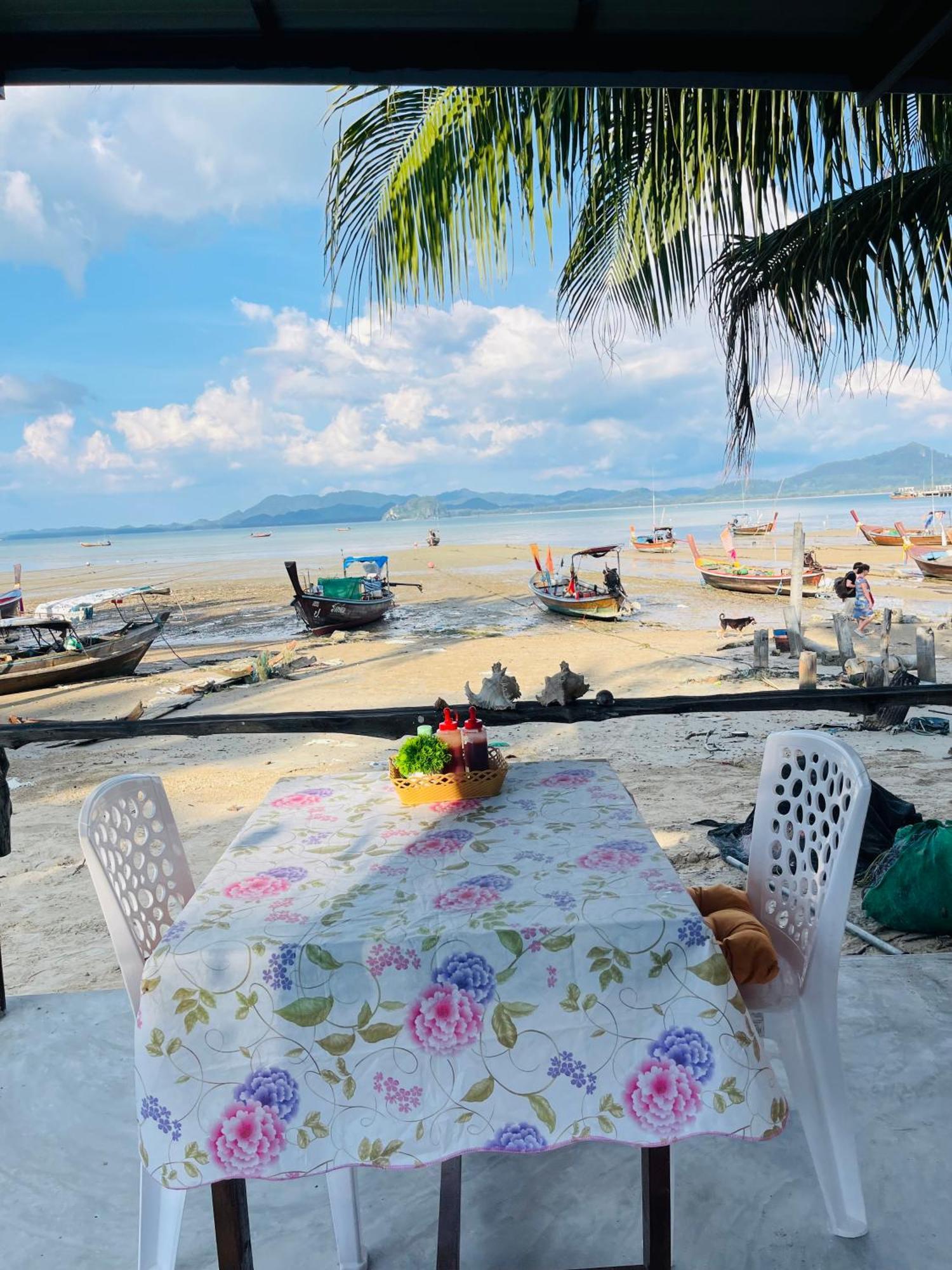 Koh Mook Rem Ley Hotel Trang Exterior photo